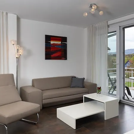 2 Zimmer Ferienwohnung Mit 2 Balkons In Suedbaden Bad Bellingen Hertingen Golf, Bike Und Weinprobe
